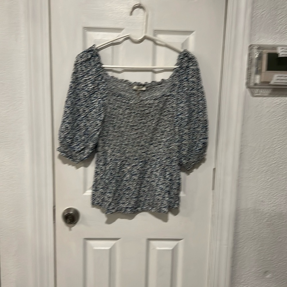 COPY - Women’s Max Studio blouse